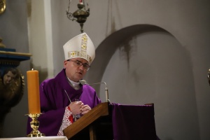biskup robert chrząszcz